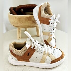 Women’s ON “The ROGER Clubhouse Pro” size 7.5